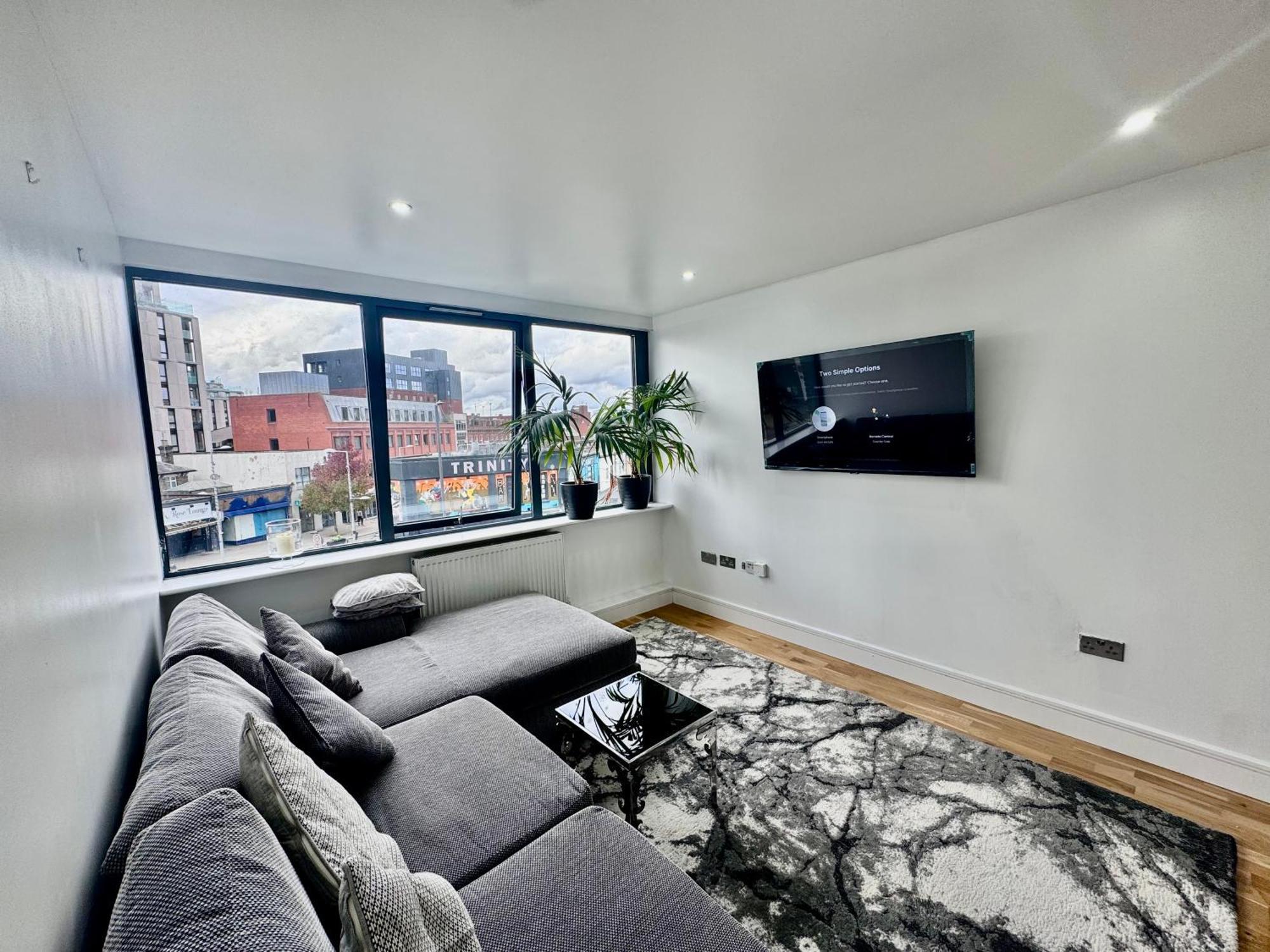 Luxury 2 Bed Entire Apartment-Near Tube & Shopping Centre Harrow Esterno foto